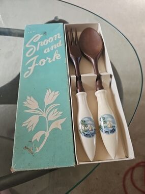 Vintage 60s PUERTO RICO Souvenir Salad Serving Fork and Spoon Wood and Ceramic